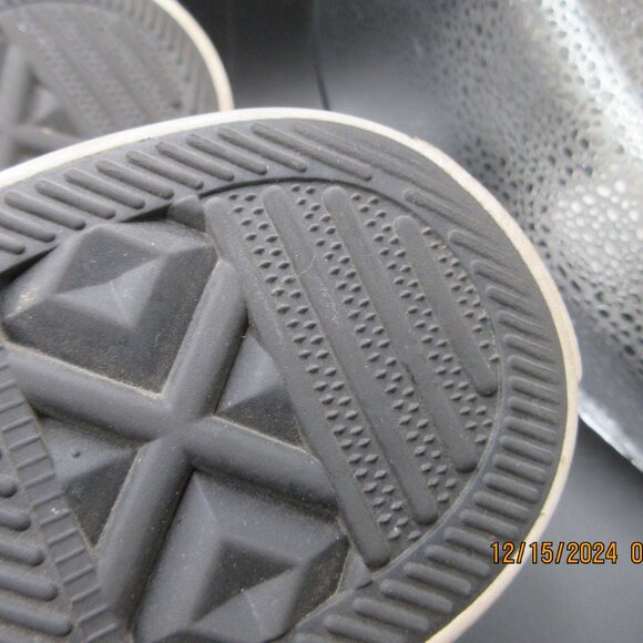 CONVERSE ALL STAR~SILVER MESH SEQUINED~GREAT FOR WEDDING~SIZE 8 - Picture 4 of 9